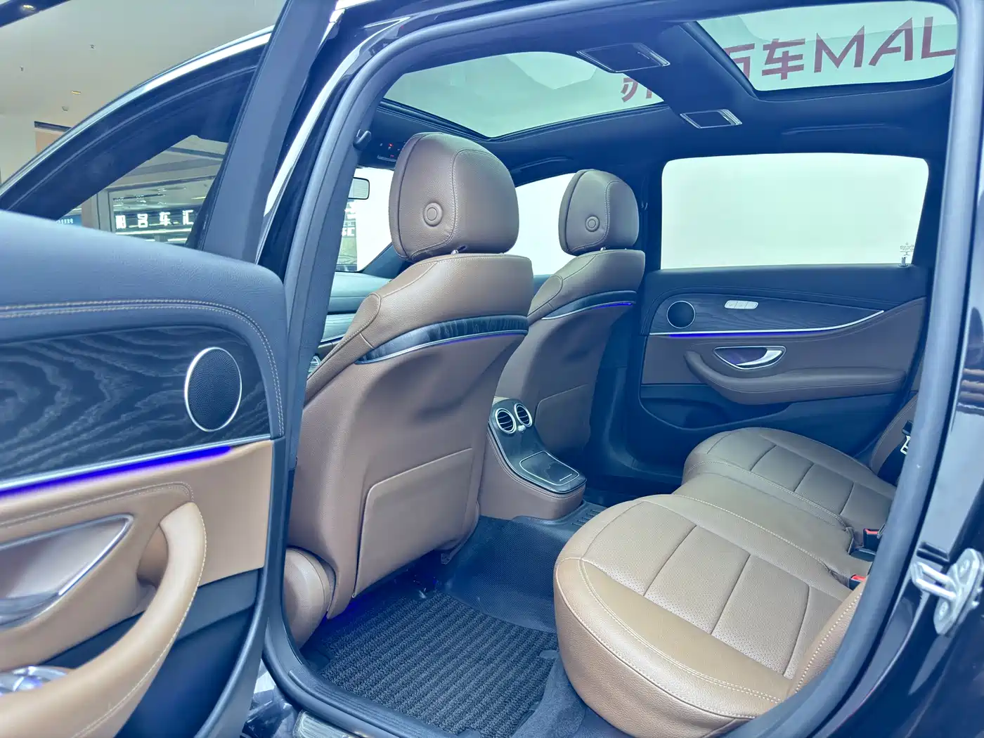 Mercedes-Benz E-Class 2021 E 260 L фото 12
