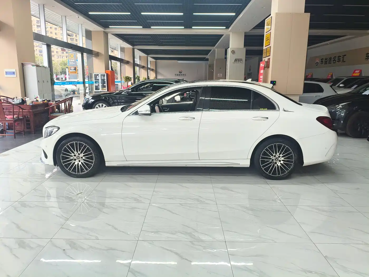 Mercedes-Benz C-Class 2017 Facelift C 200 L Sport Edition фото 4