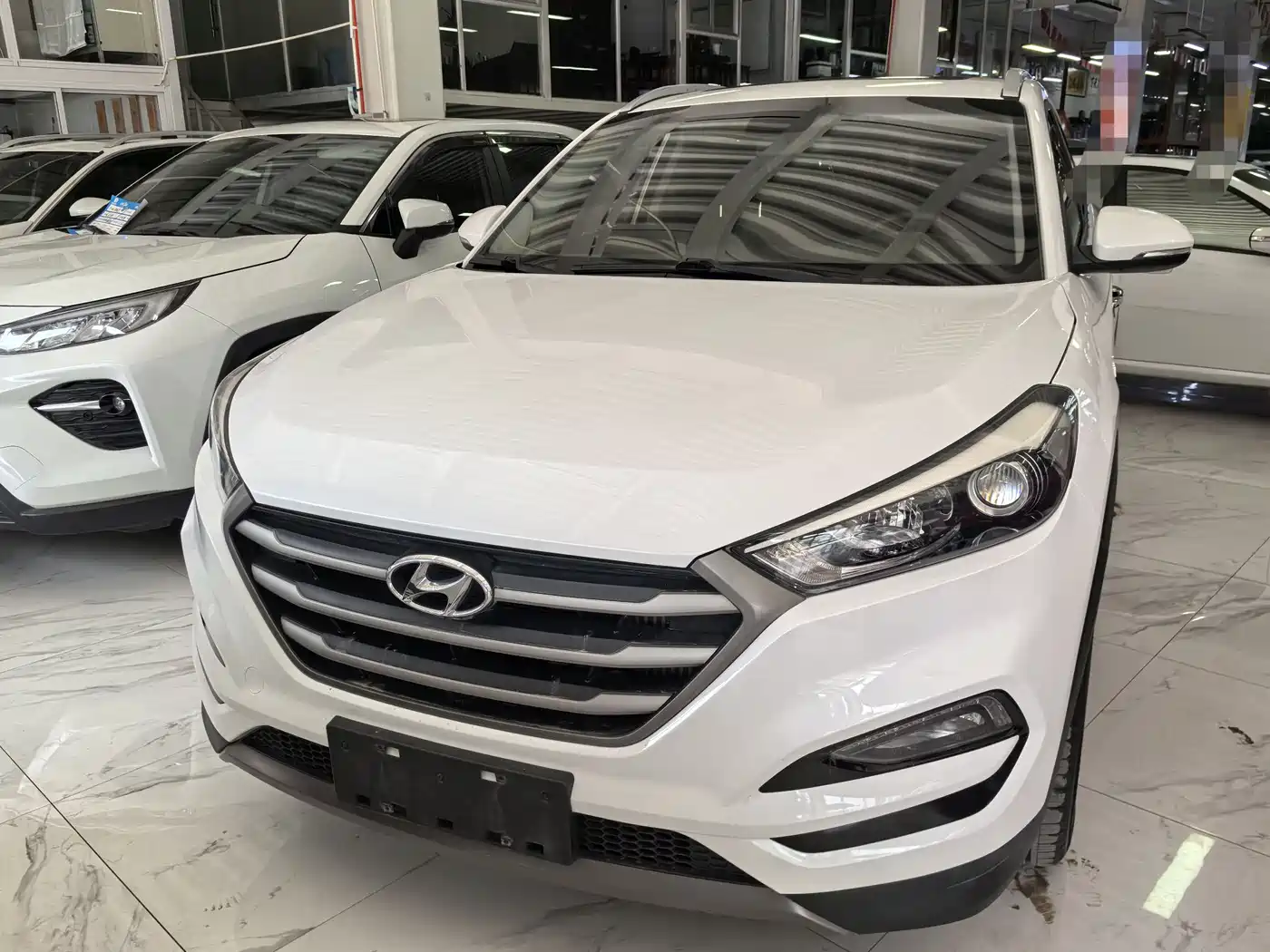Hyundai Tucson 2015 1.6T Dual Clutch 2WD Smart фото 2