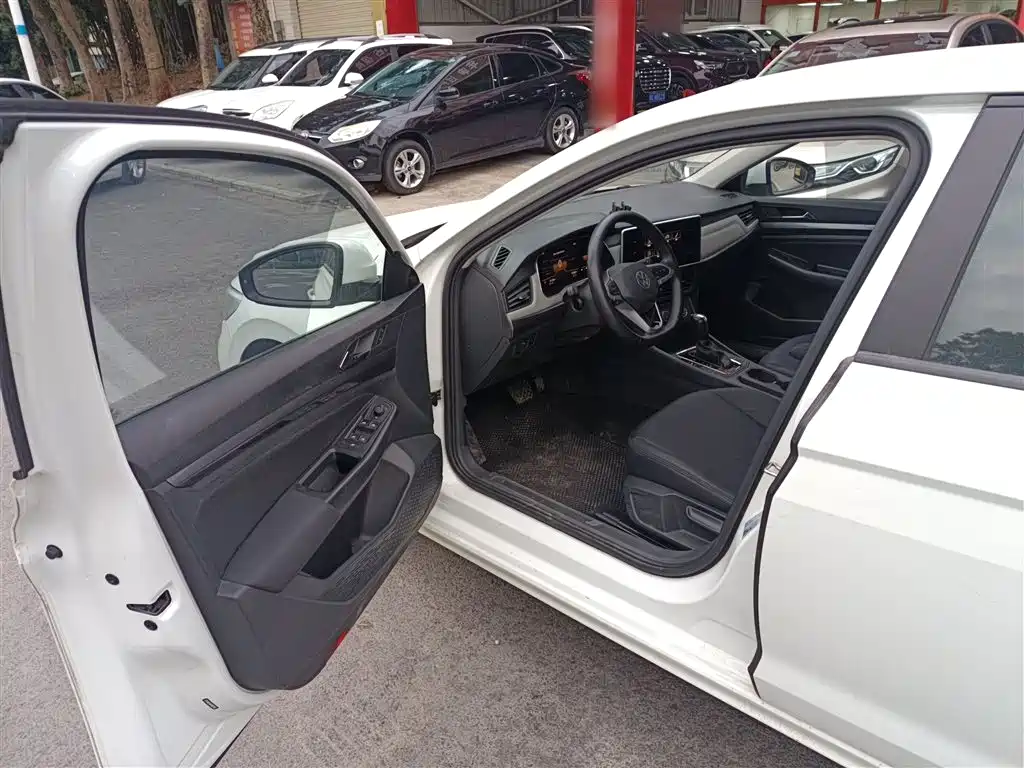 Volkswagen Bora 2023 200TSI DSG Comfort Edition фото 16