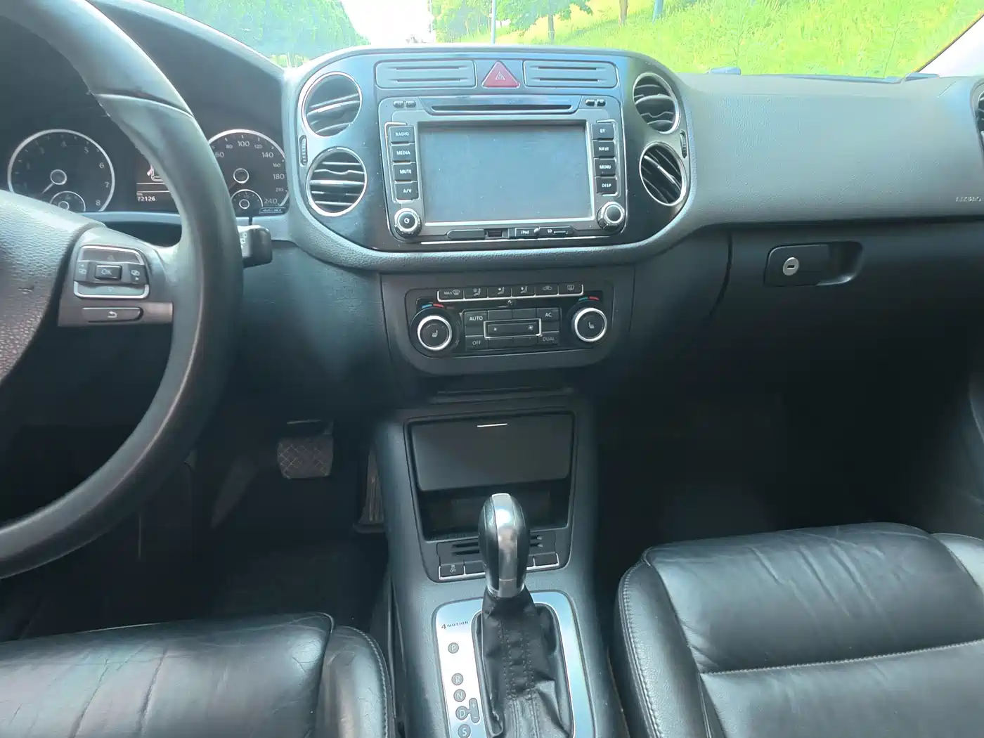 Фото 9 - Volkswagen Tiguan