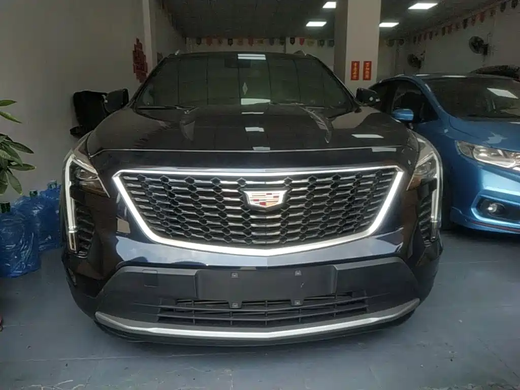 Фото 3 - Cadillac XT4