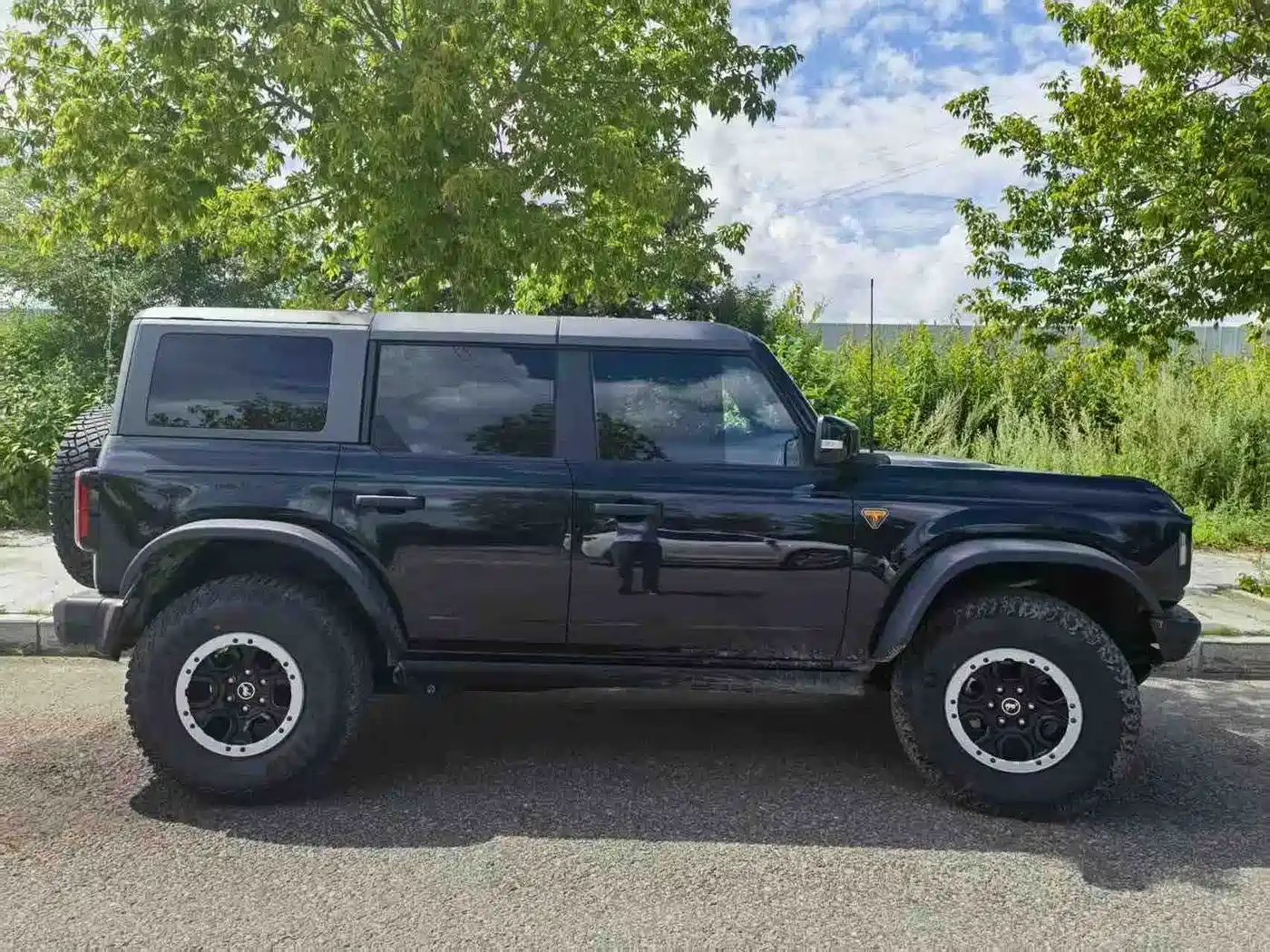 Ford Bronco 2025 2024 2.3T Badlands