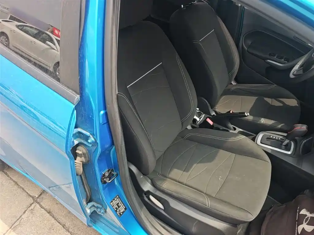 Ford Fiesta 2015 2013 Hatchback 1.5L Automatic Fashion