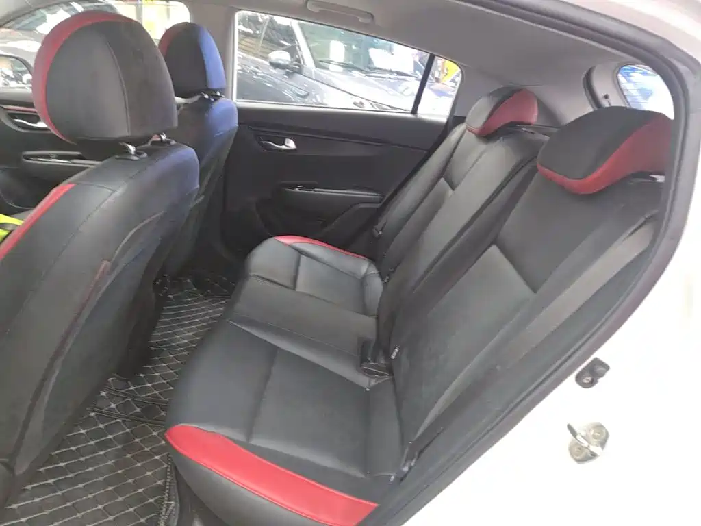 Kia KX CROSS 2019 2018 1.6L Automatic Smart Sunroof Edition
