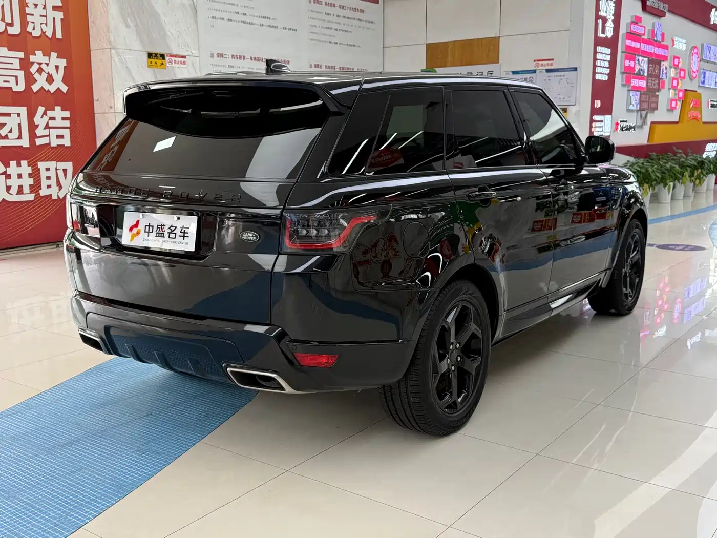 Land Rover Range Rover Sport PHEV 2019 P400e HSE фото 6