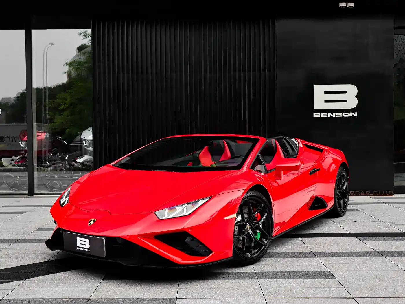 LAMBORGHINI HURACÁN