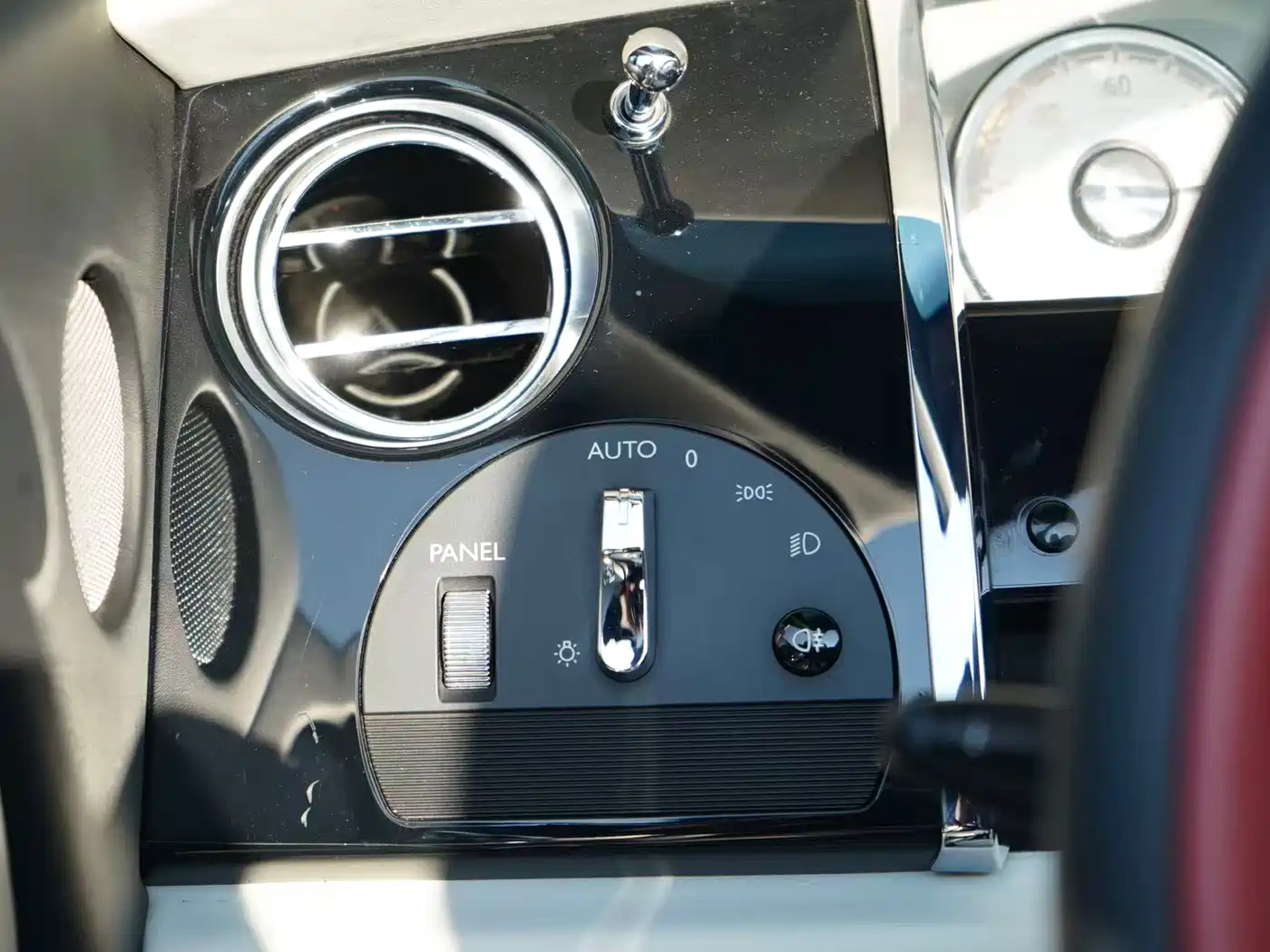 Rolls-Royce Dawn 2017 2015 6.6T Standard