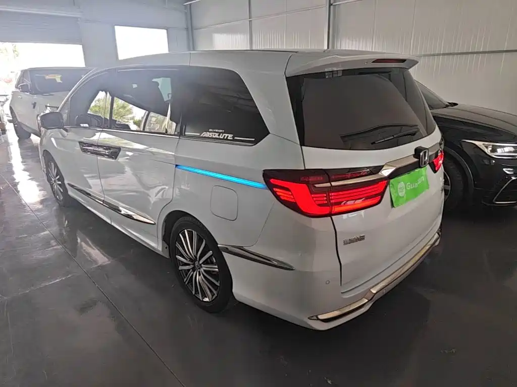 Honda Elysion 2024 2024 2.0L e:HEV Luxury Edition