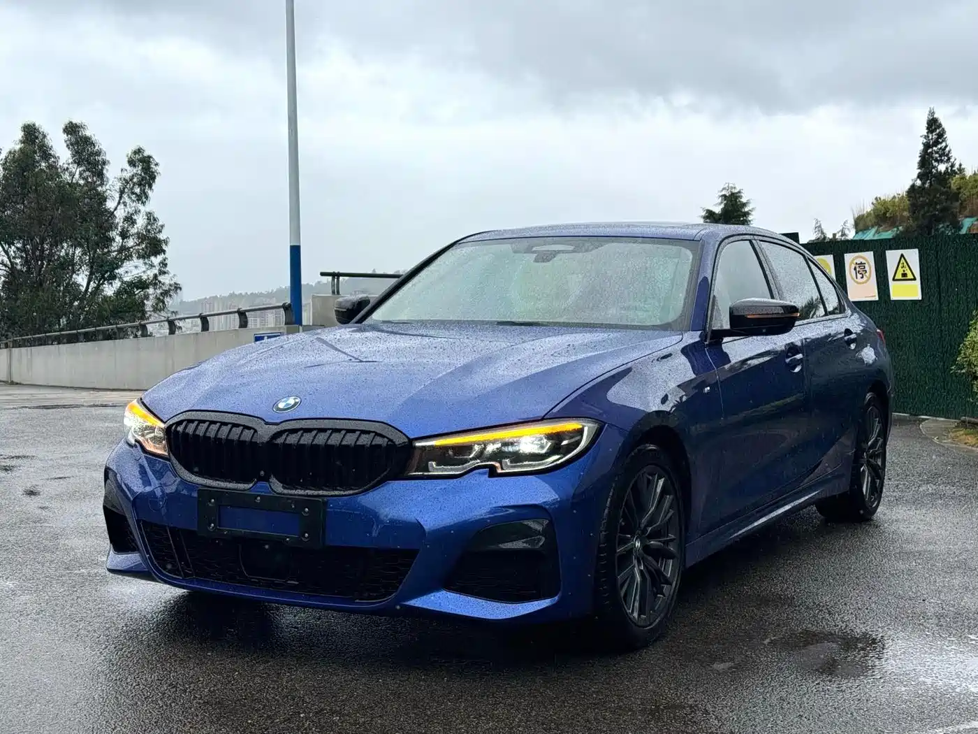 BMW 3 Series 2020 325Li M Sport Black Night Package
