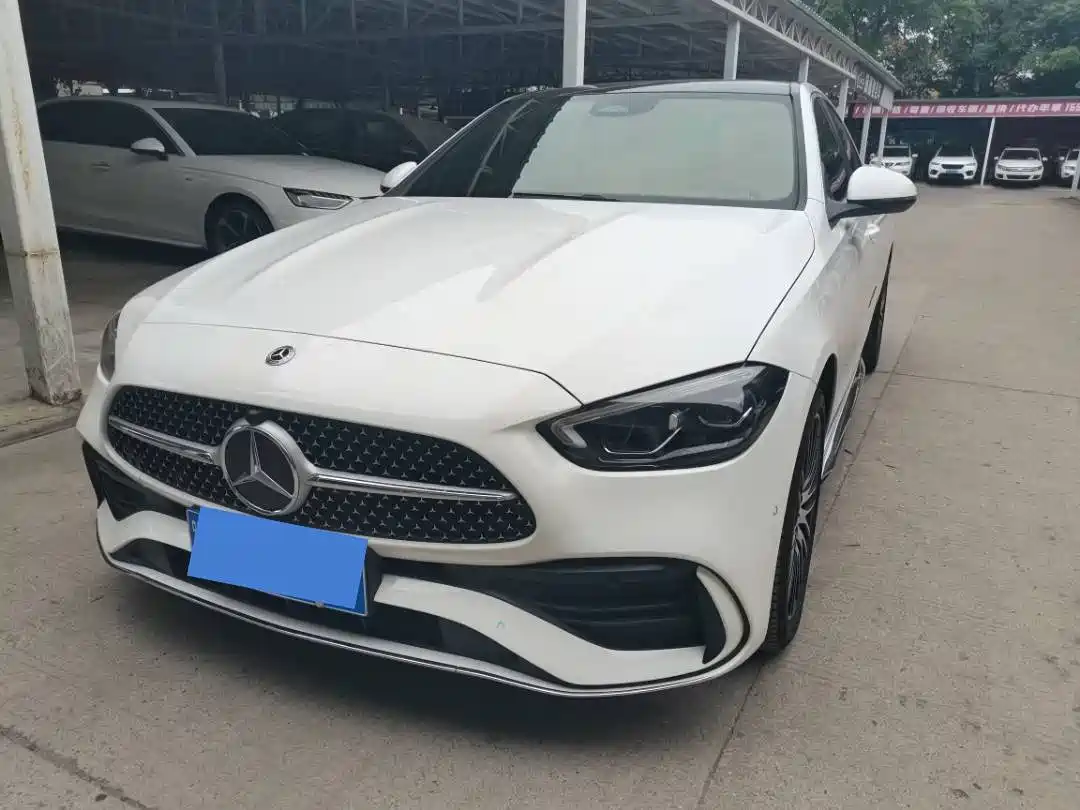 Фото 1 - Mercedes-Benz C-Class