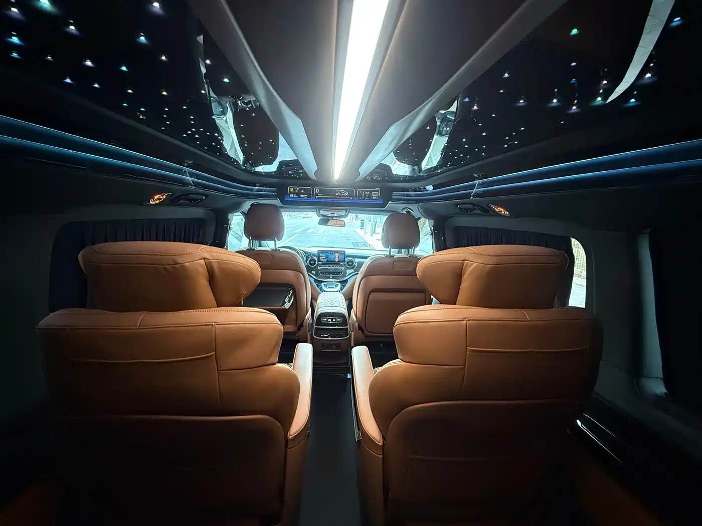 Mercedes-Benz V-Class 2022 V 260 L Long Wheelbase Luxury Edition фото 13