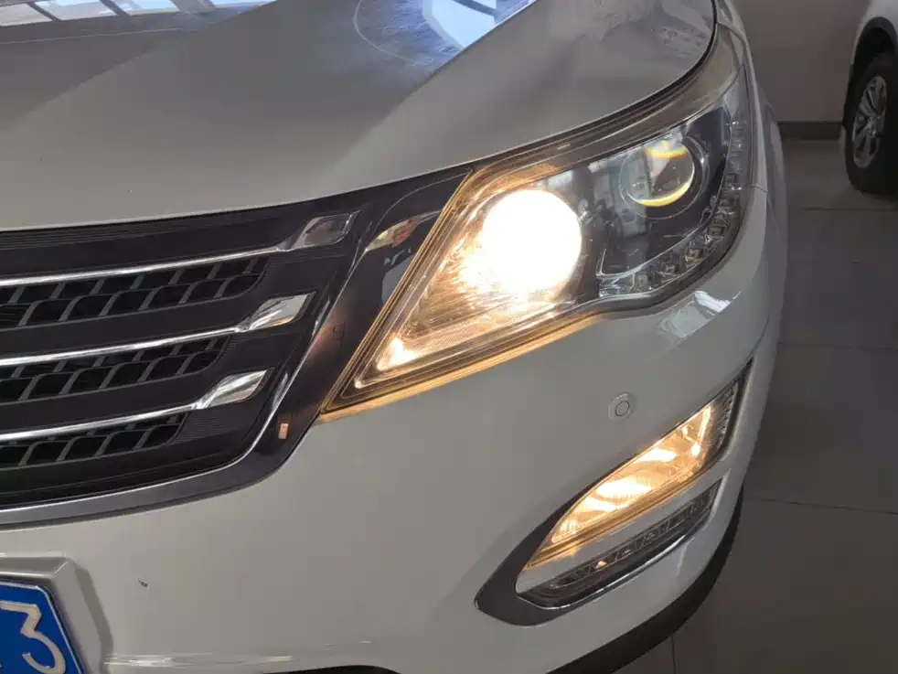 Baojun 560 2016 2015 1.8L Manual Luxury