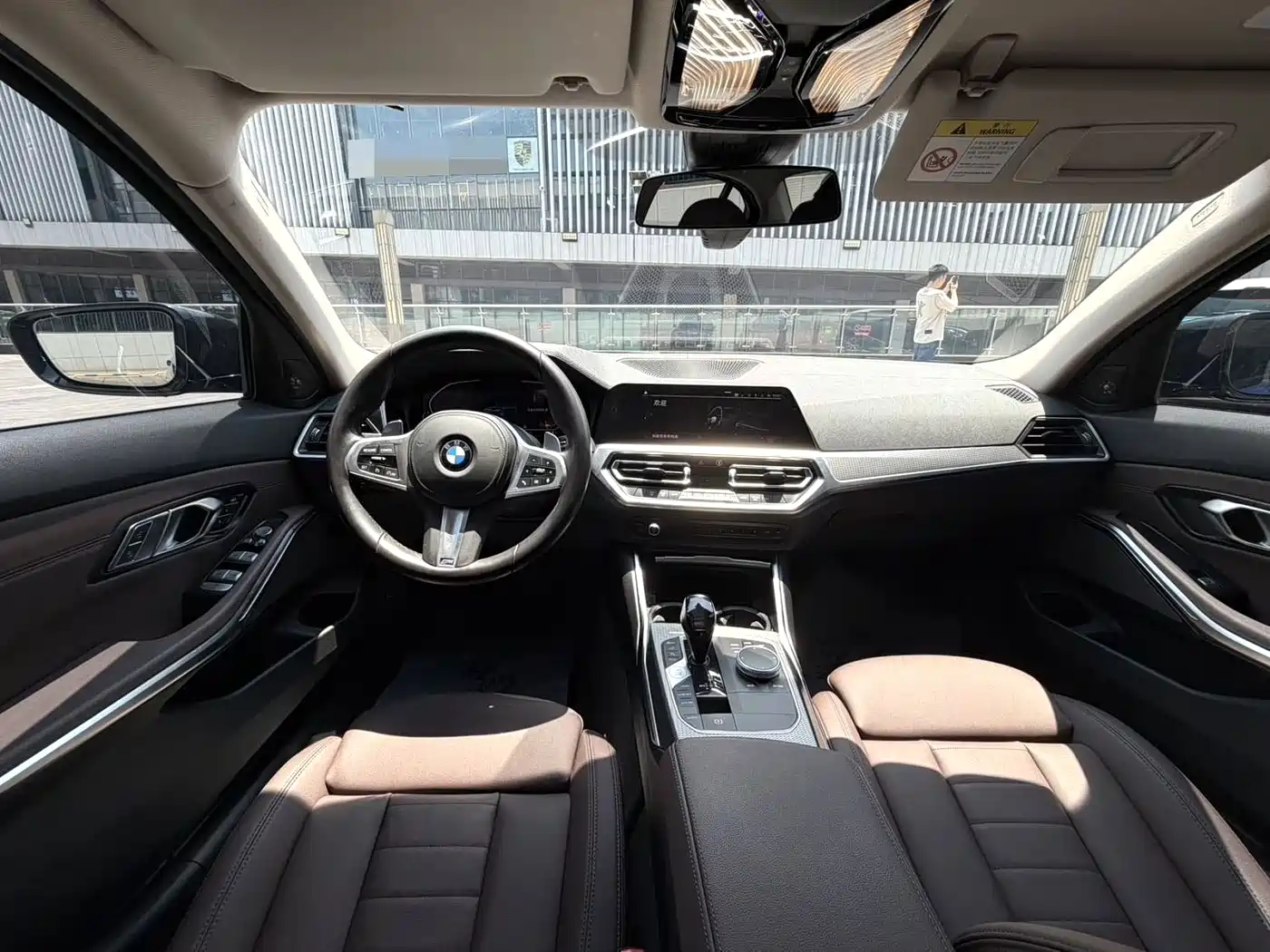 BMW 3 Series 2021 325i M Sport Night Edition фото 7