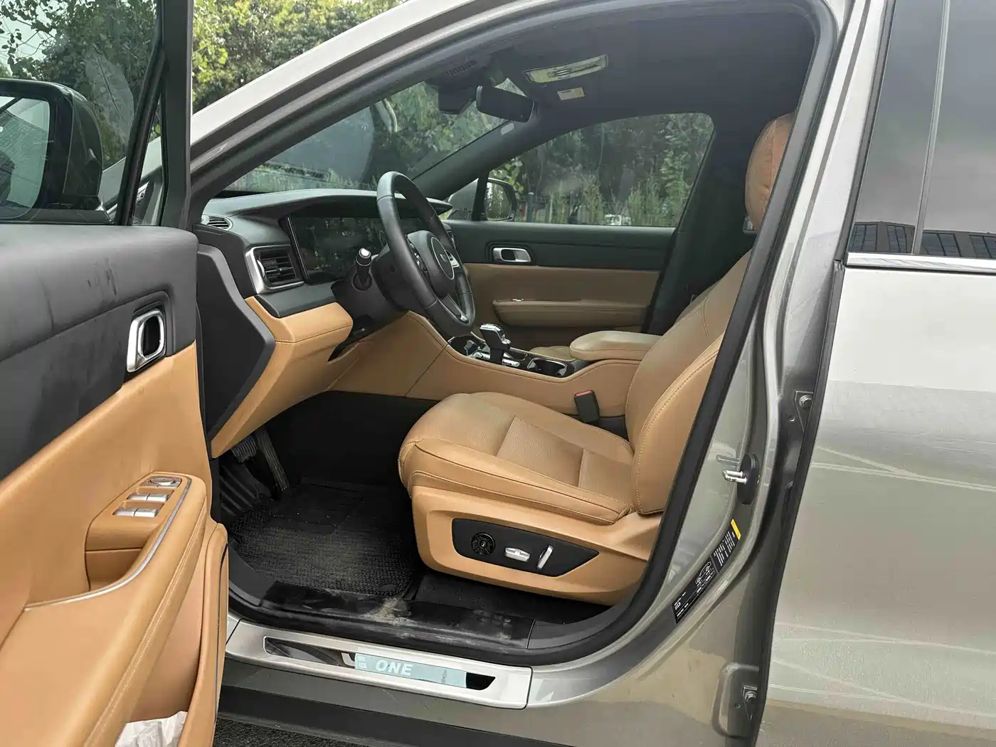 Фото 7 - Li Auto Li ONE