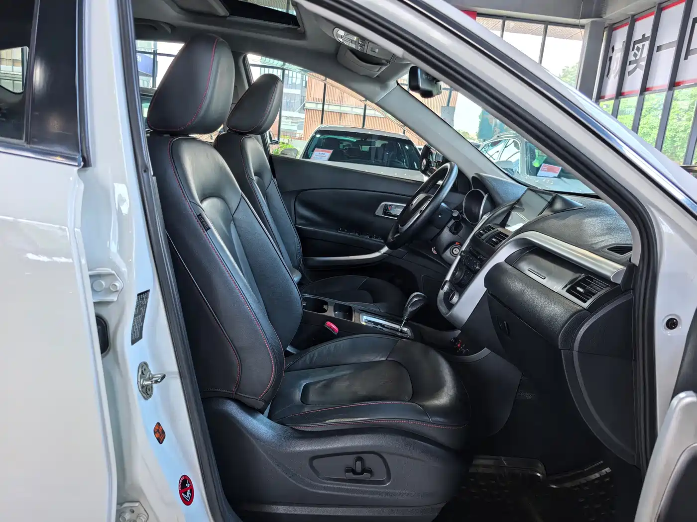 Besturn X80 2013 2013 2.0L Automatic Luxury Type
