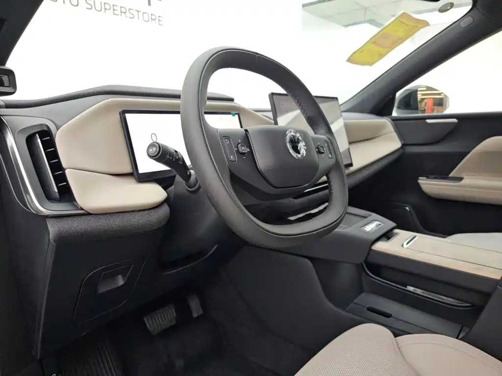 Volvo XC70 Plug-in Hybrid 2026 2026 4WD Ultra Long Range Plus