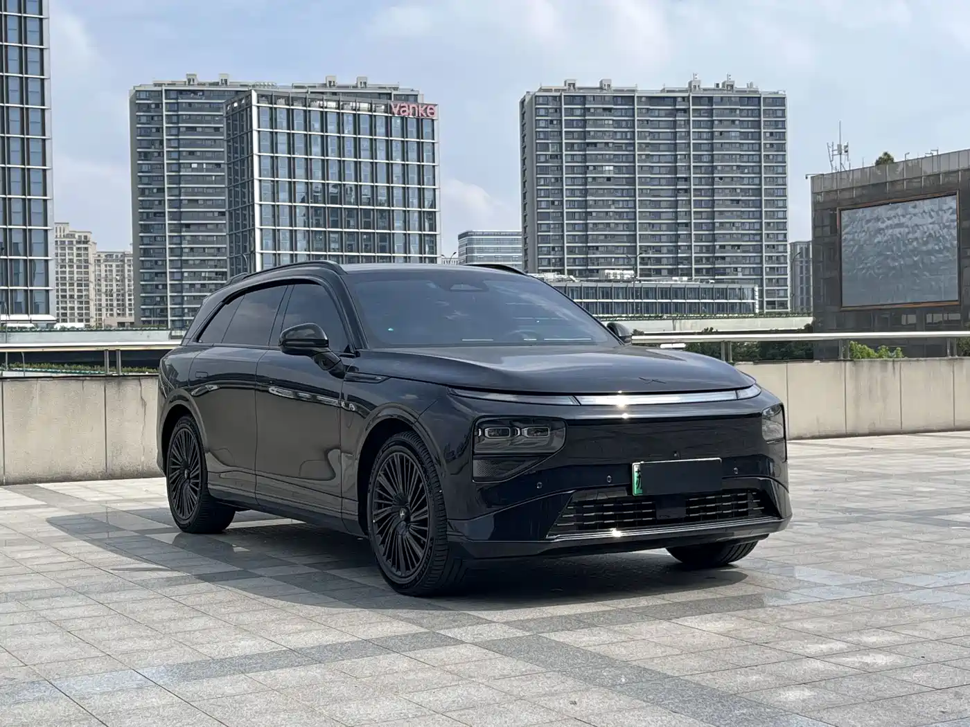 Фото 3 - XPeng G9