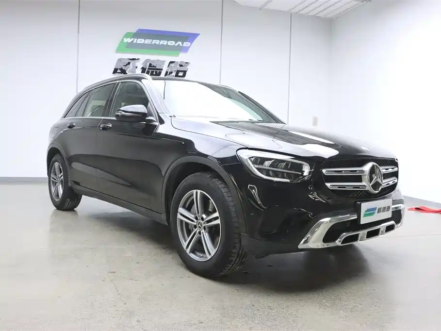 Mercedes-Benz GLC 2021 GLC 260 L 4MATIC Sporty фото 5
