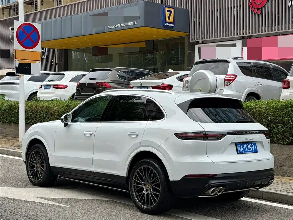 Porsche Cayenne 2018 Cayenne 3.0T фото 19