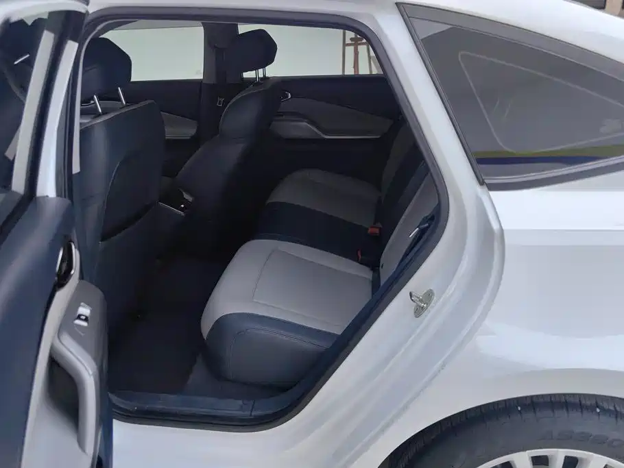 Baojun RC-5 2022 2020 1.5T CVT Intelligent Prestige Edition