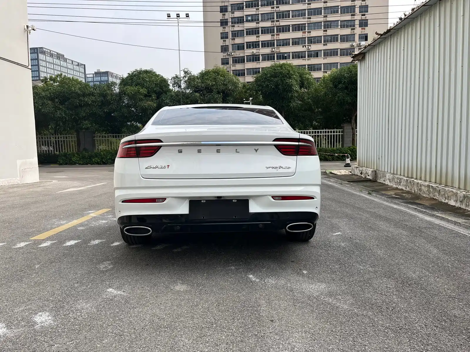 Фото 15 - Geely Preface