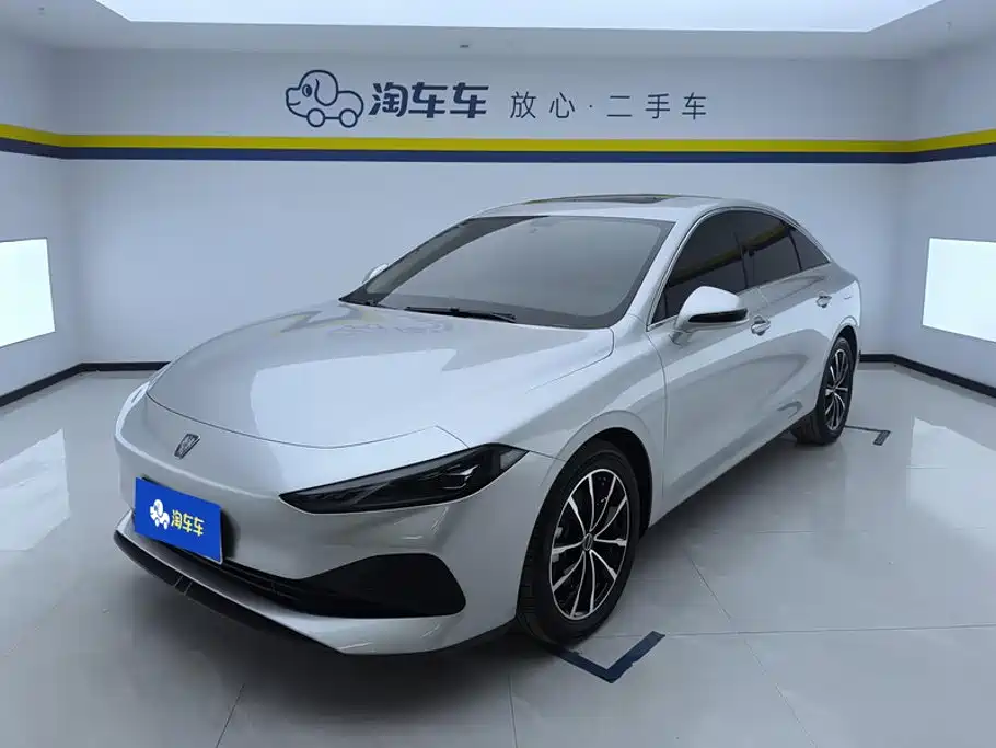 Фото 1 - Roewe D7