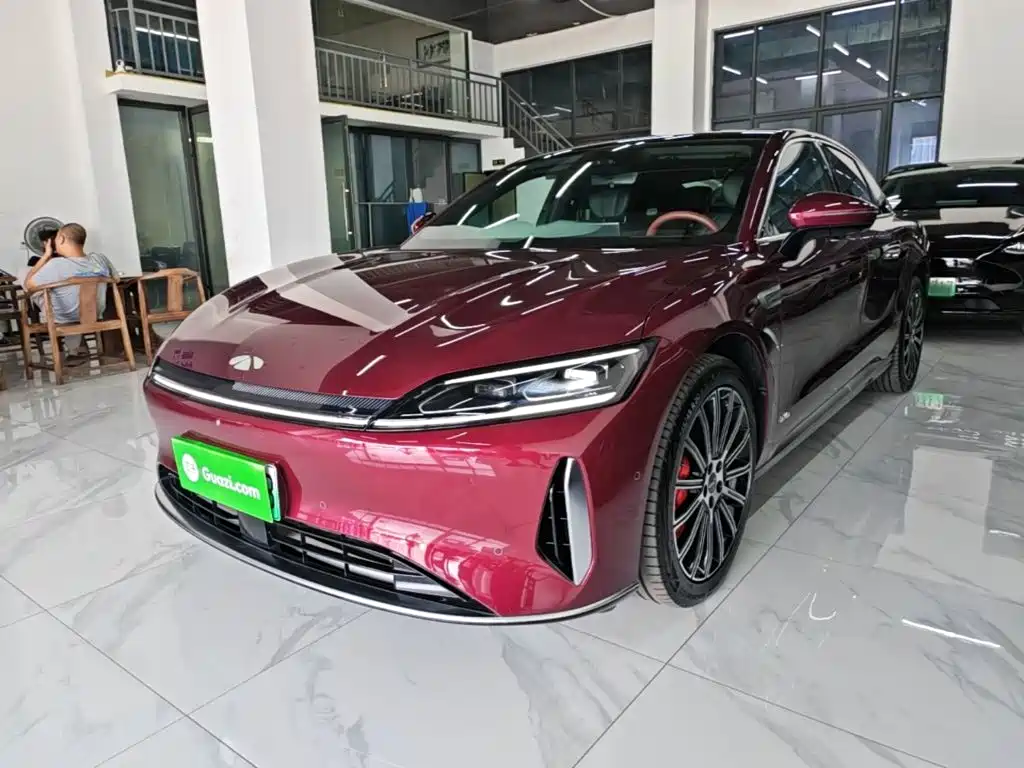 Chery Fengyun Fengyun A9L 2025 2025 Model 4WD High-performance Summit Edition