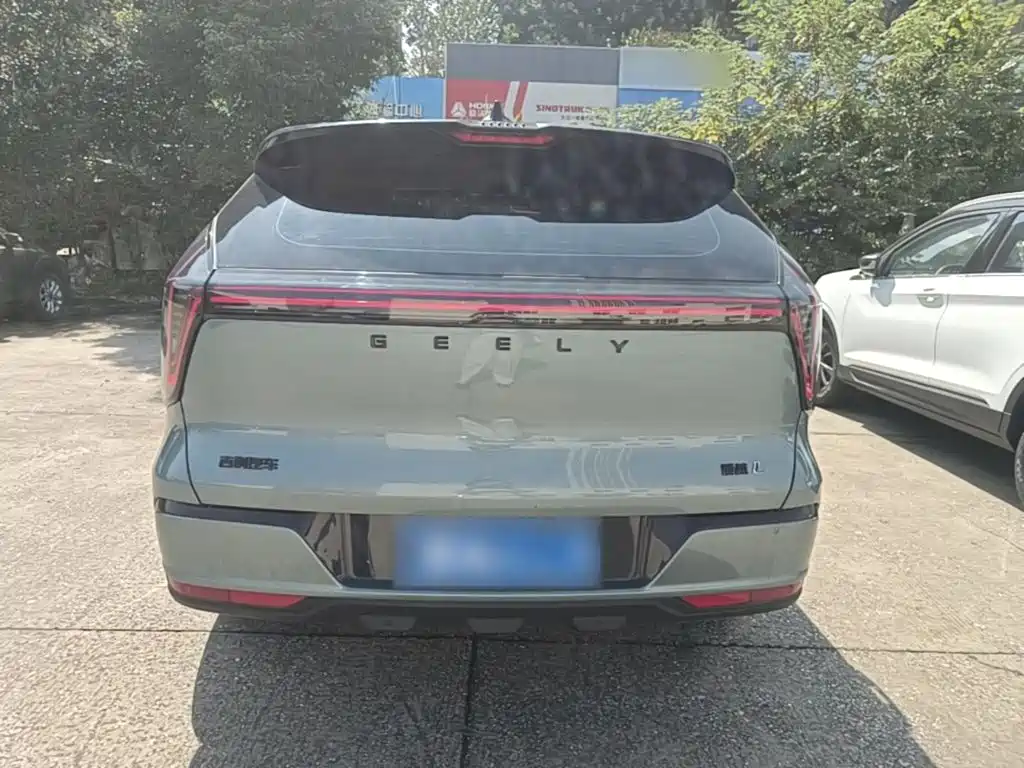 Geely Atlas L 2026 2025 4th Gen 1.5TD DCT Splendor