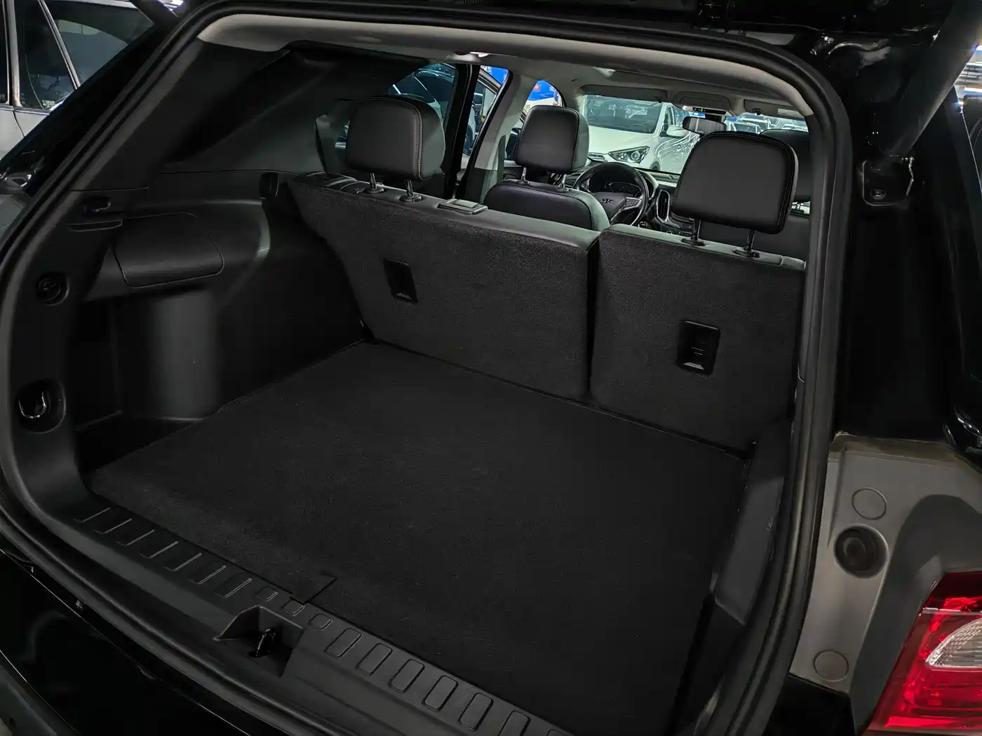 Chevrolet Equinox 2021 535T Frontier Edition фото 23