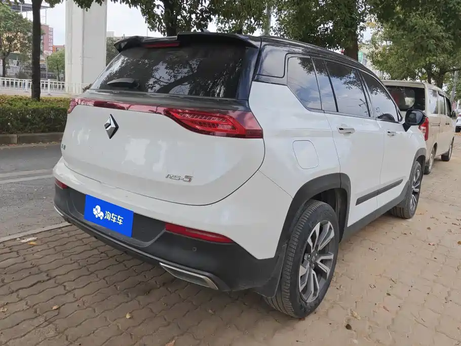 Фото 3 - Baojun RS-5