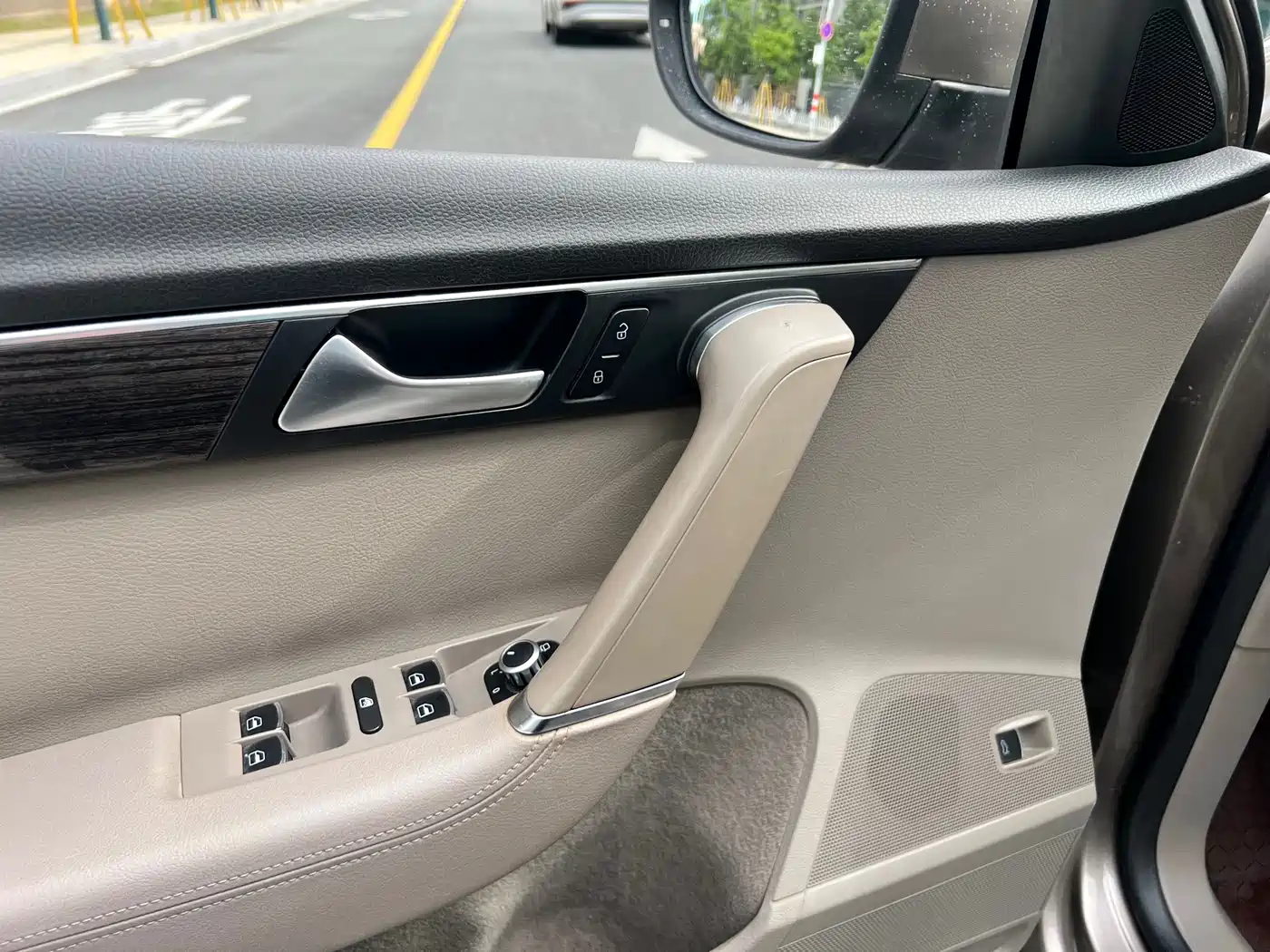 Volkswagen Magotan 2013 1.8TSI Premium фото 23