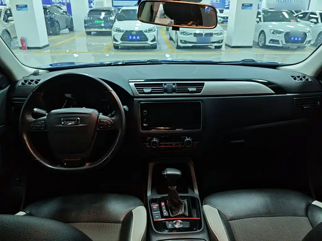 Qoros 5 2017 2017 1.6T Auto Premium