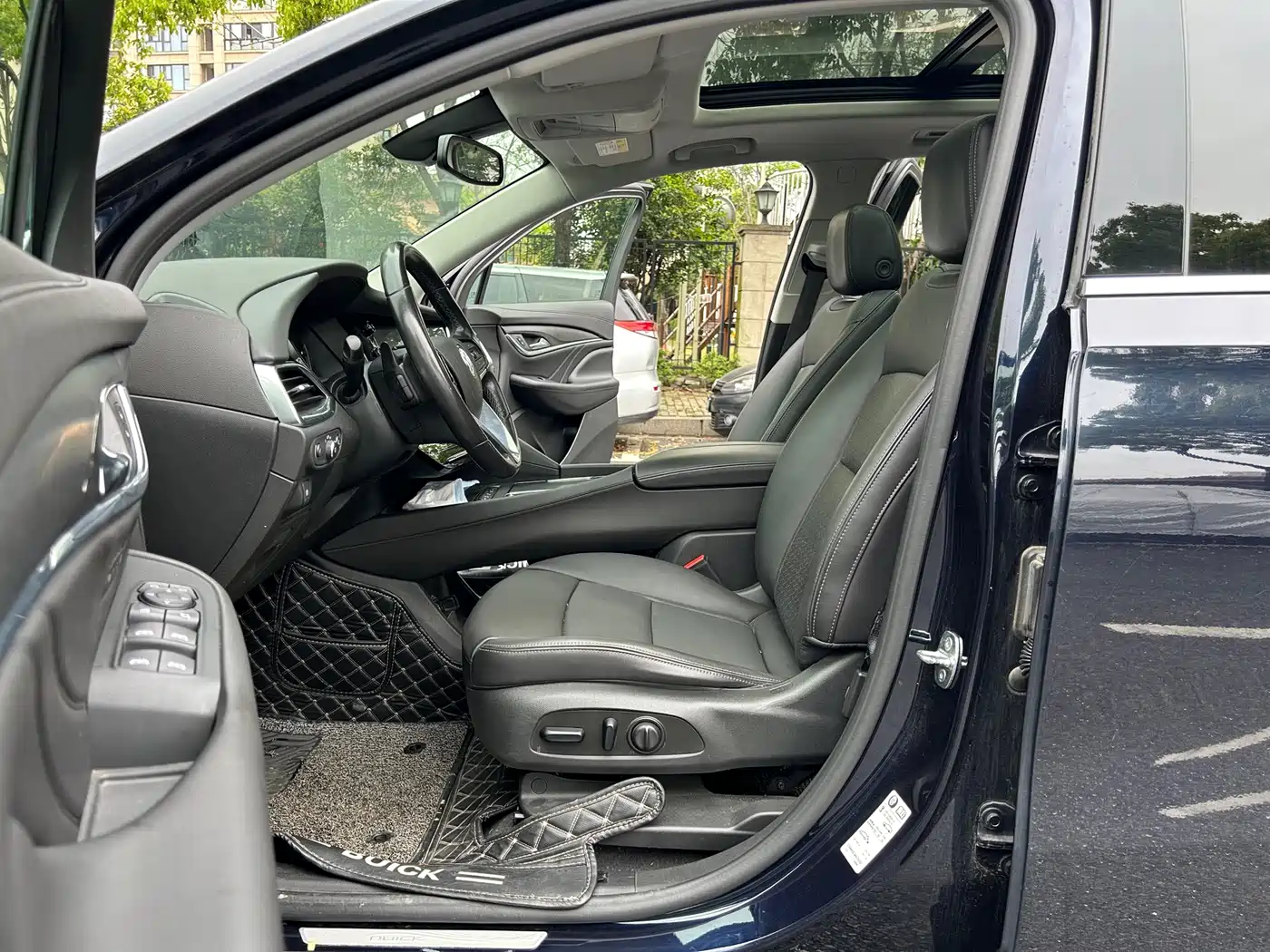 Buick Enclave 2022 652T 4WD Premium 7-Seater фото 7