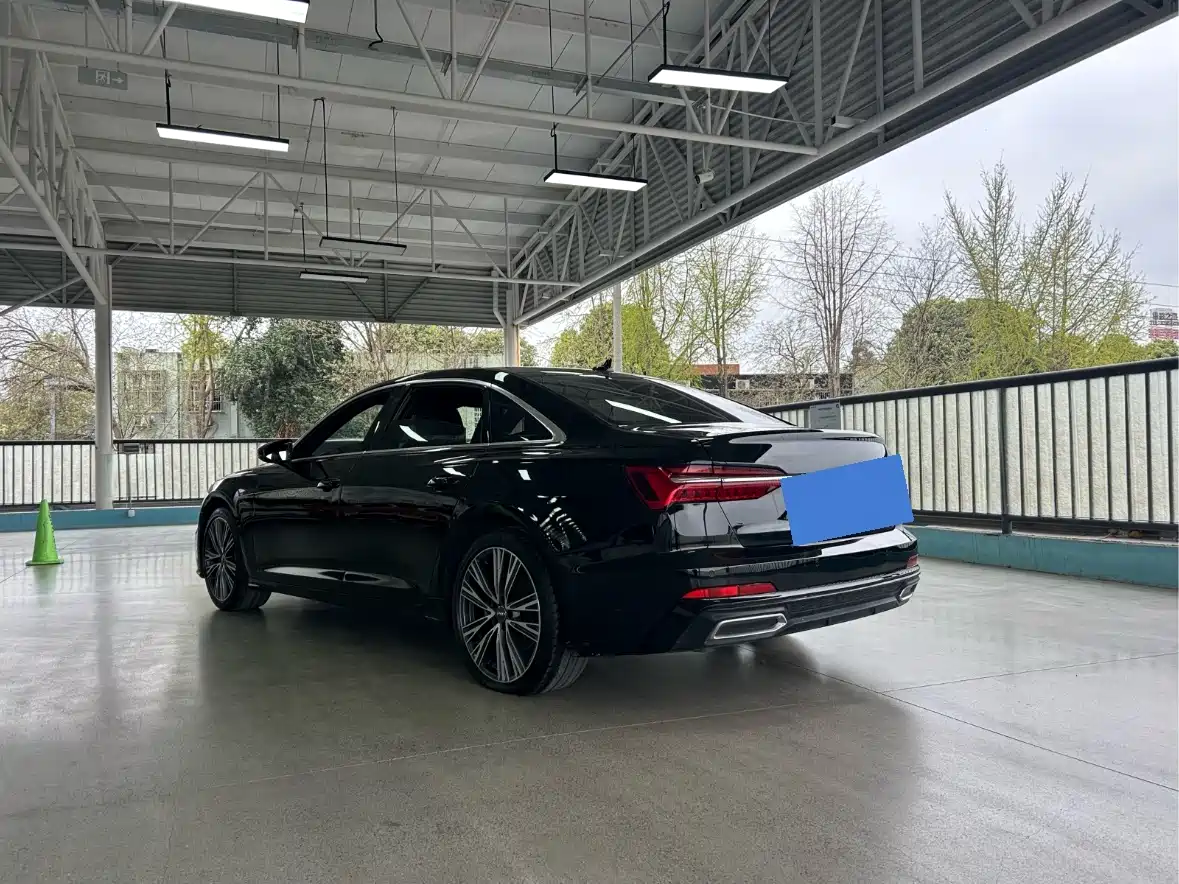 Audi A6L 2019 45 TFSI quattro Premium Dynamic фото 8