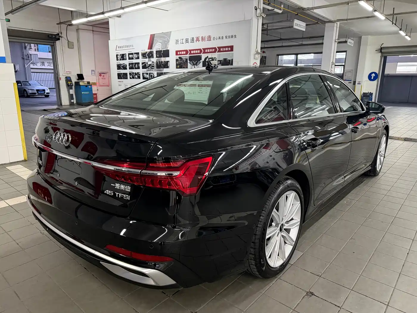 Audi A6L 2024 45 TFSI Premium Dynamic фото 7