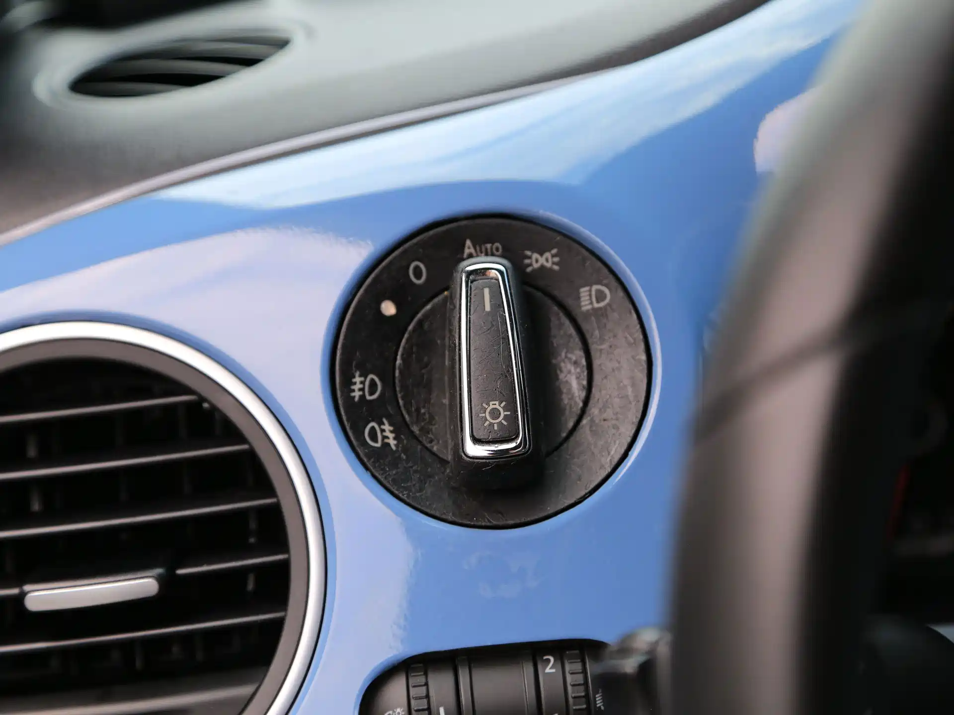 صورة 12 - Volkswagen Beetle