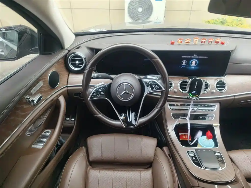Mercedes-Benz E-Class New Energy 2022 Facelift E 350 e L Plug-in Hybrid Sedan фото 3