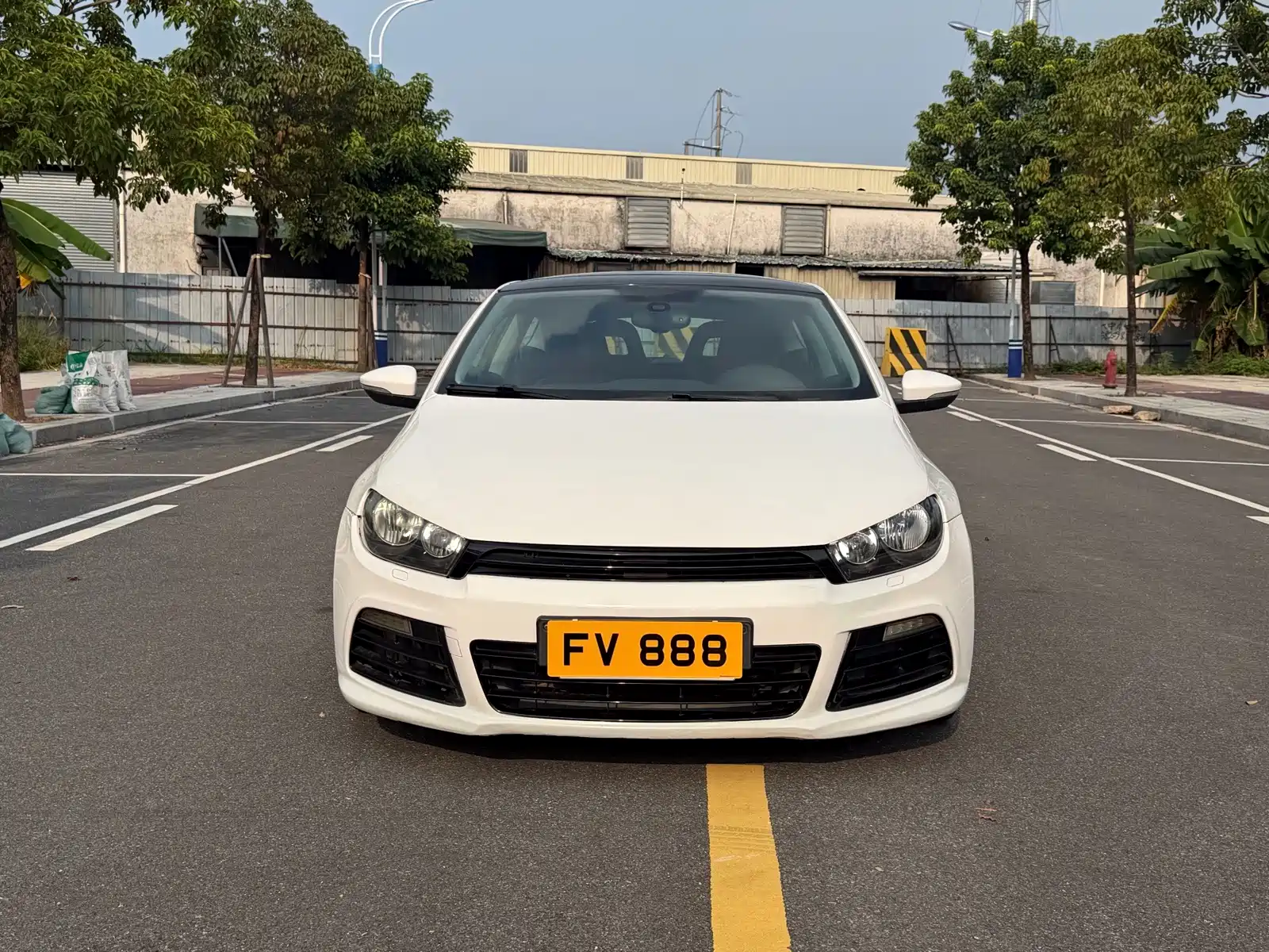 صورة 2 - Volkswagen Scirocco