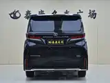 Фото 3 - Toyota Vellfire