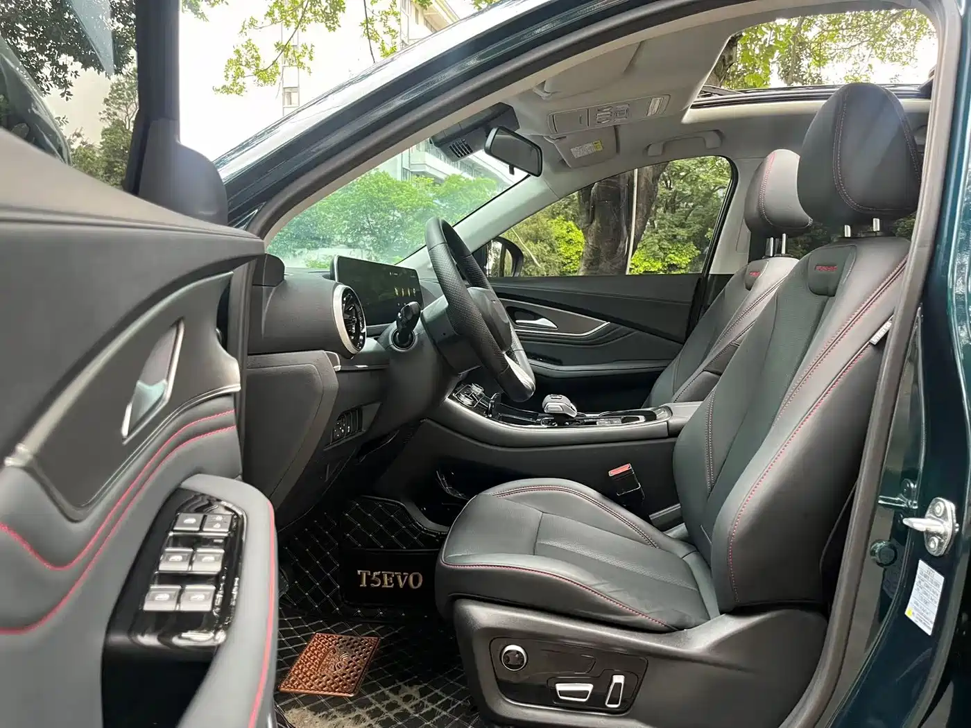 Dongfeng Fengxing Fengxing T5 EVO 2023 2021 1.5TD DCT Diamond Edition