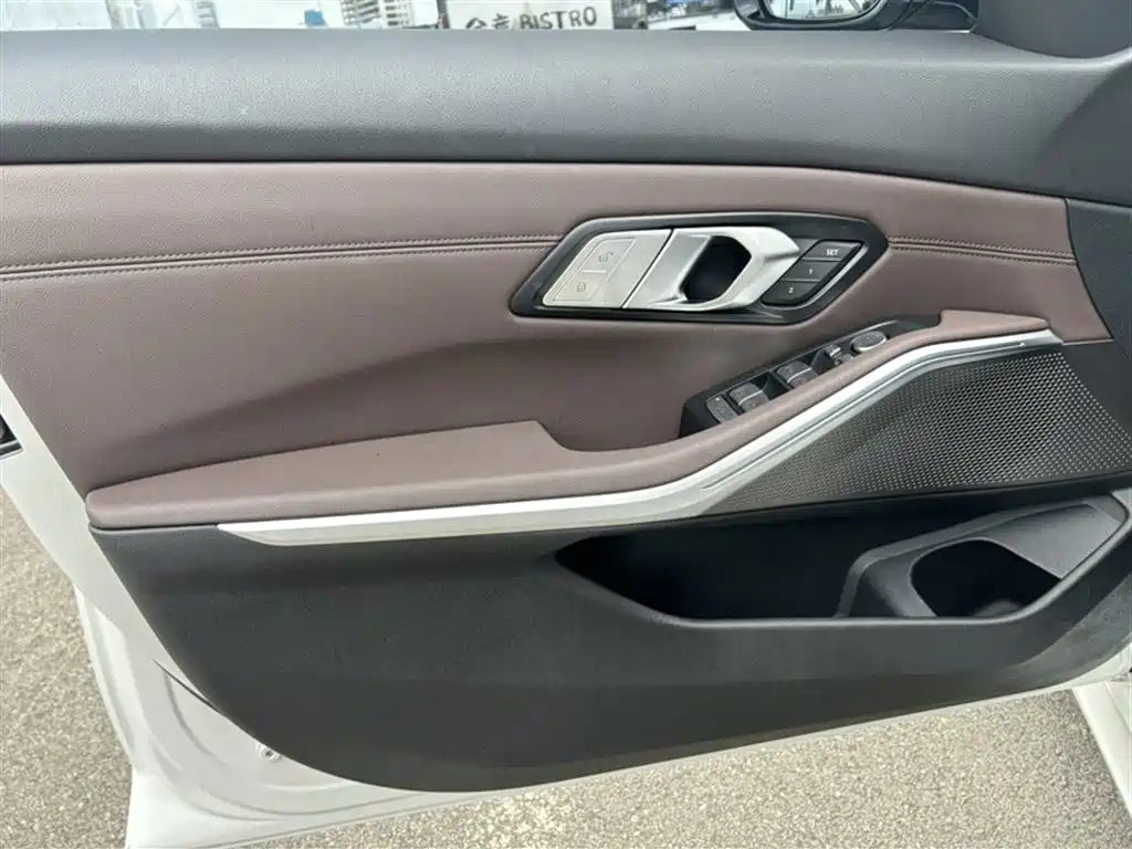 BMW 3 Series 2020 Facelift 325Li M Sport Package фото 2