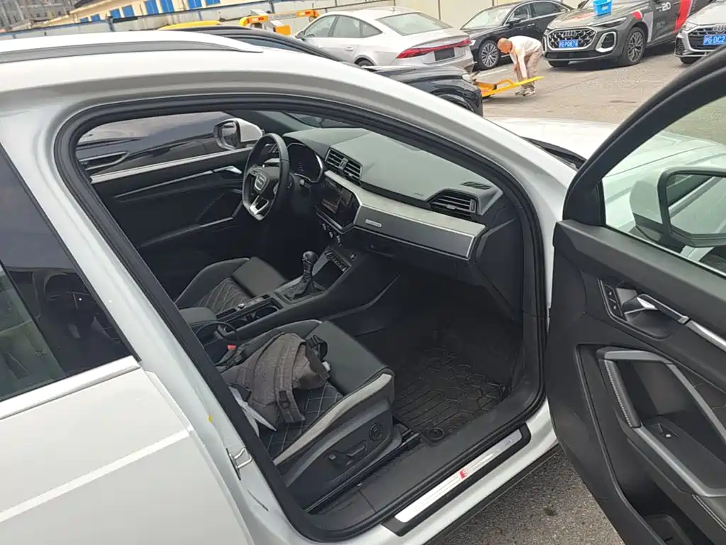 Audi Q3 2025 2025 quattro 45th Anniversary Edition 35TFSI Fashion Dynamic
