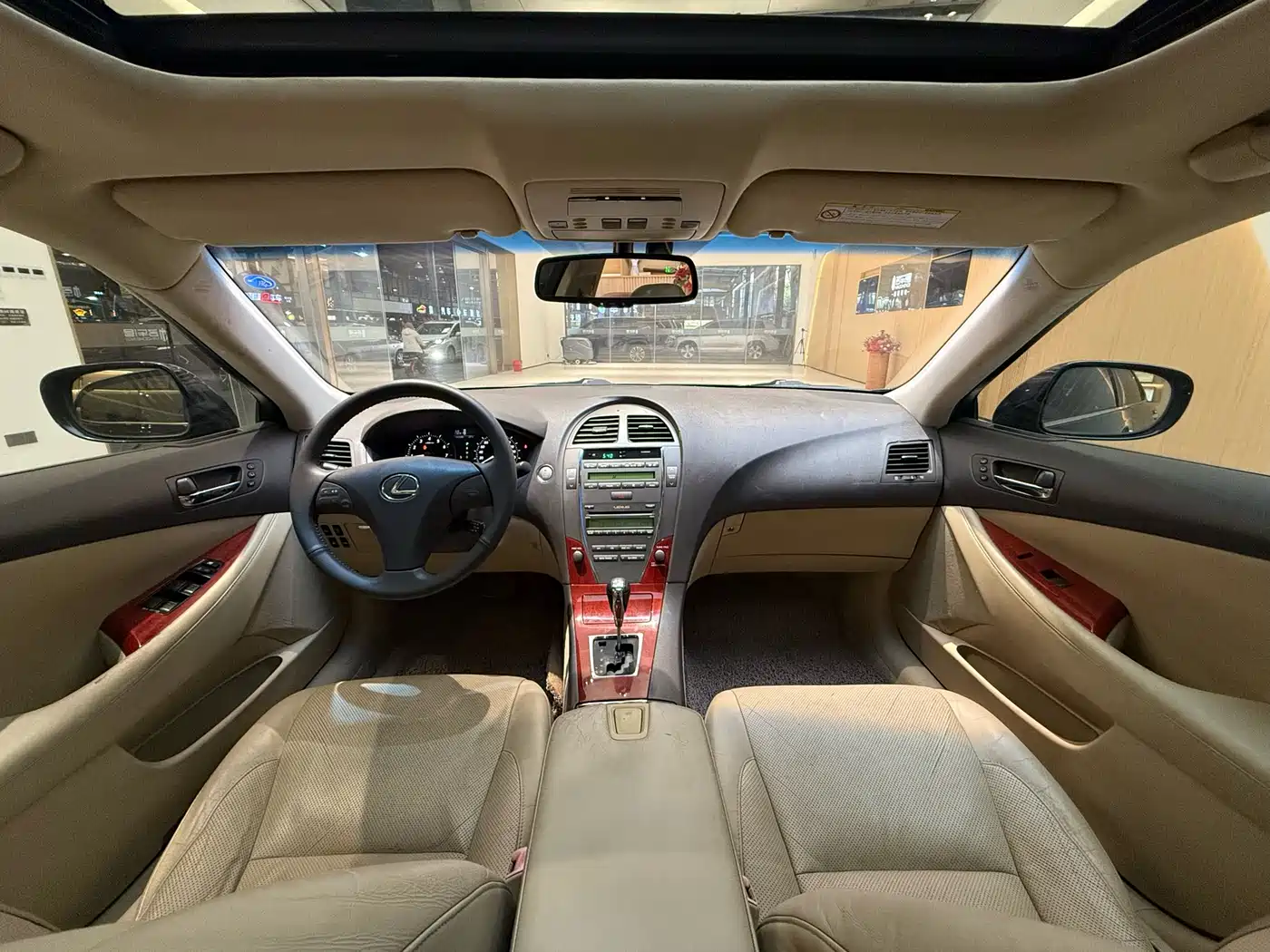 Lexus ES 2010 350 Luxury Edition фото 15
