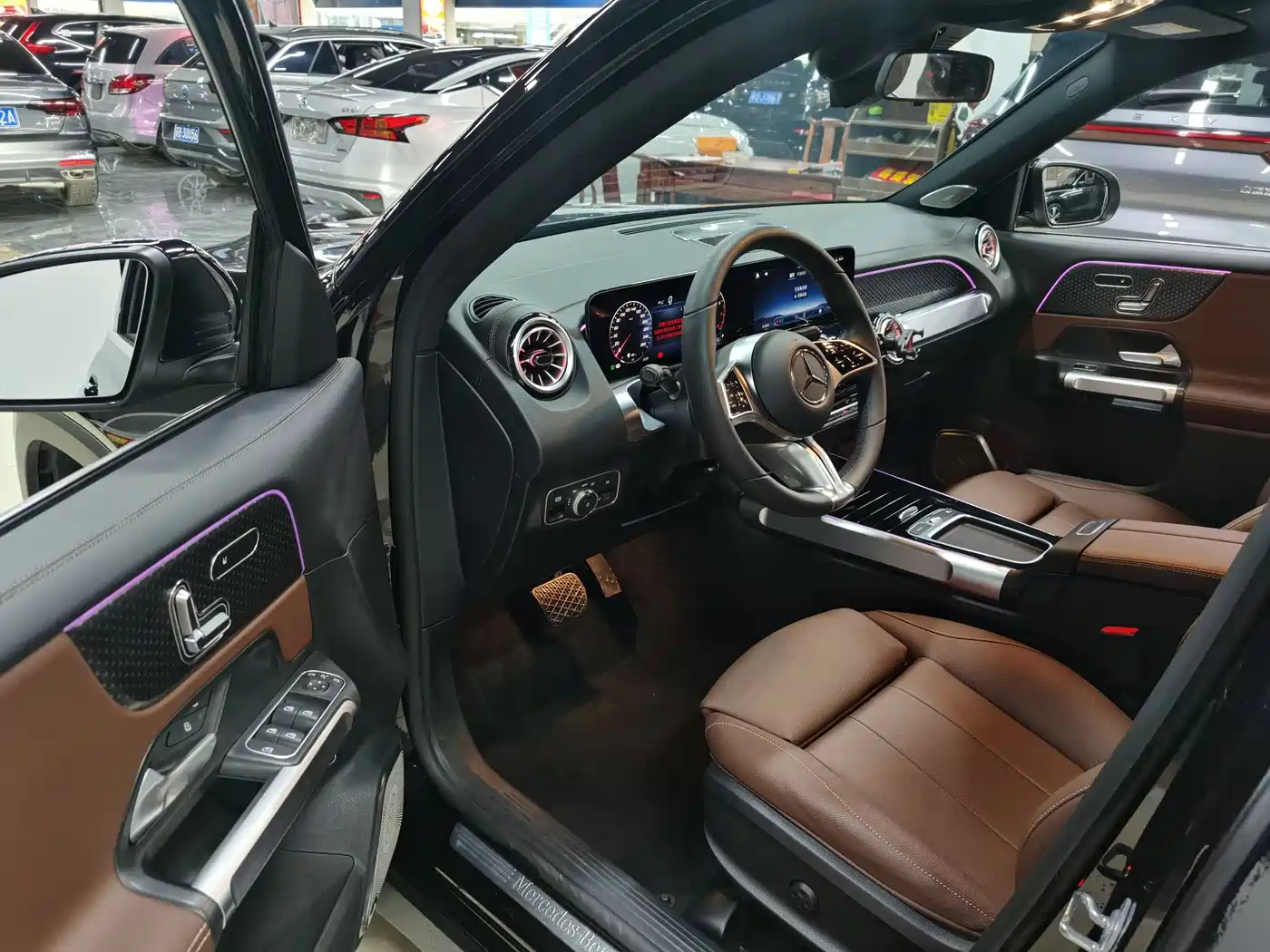 Mercedes-Benz GLB 2024 Facelift GLB 220 Style фото 3