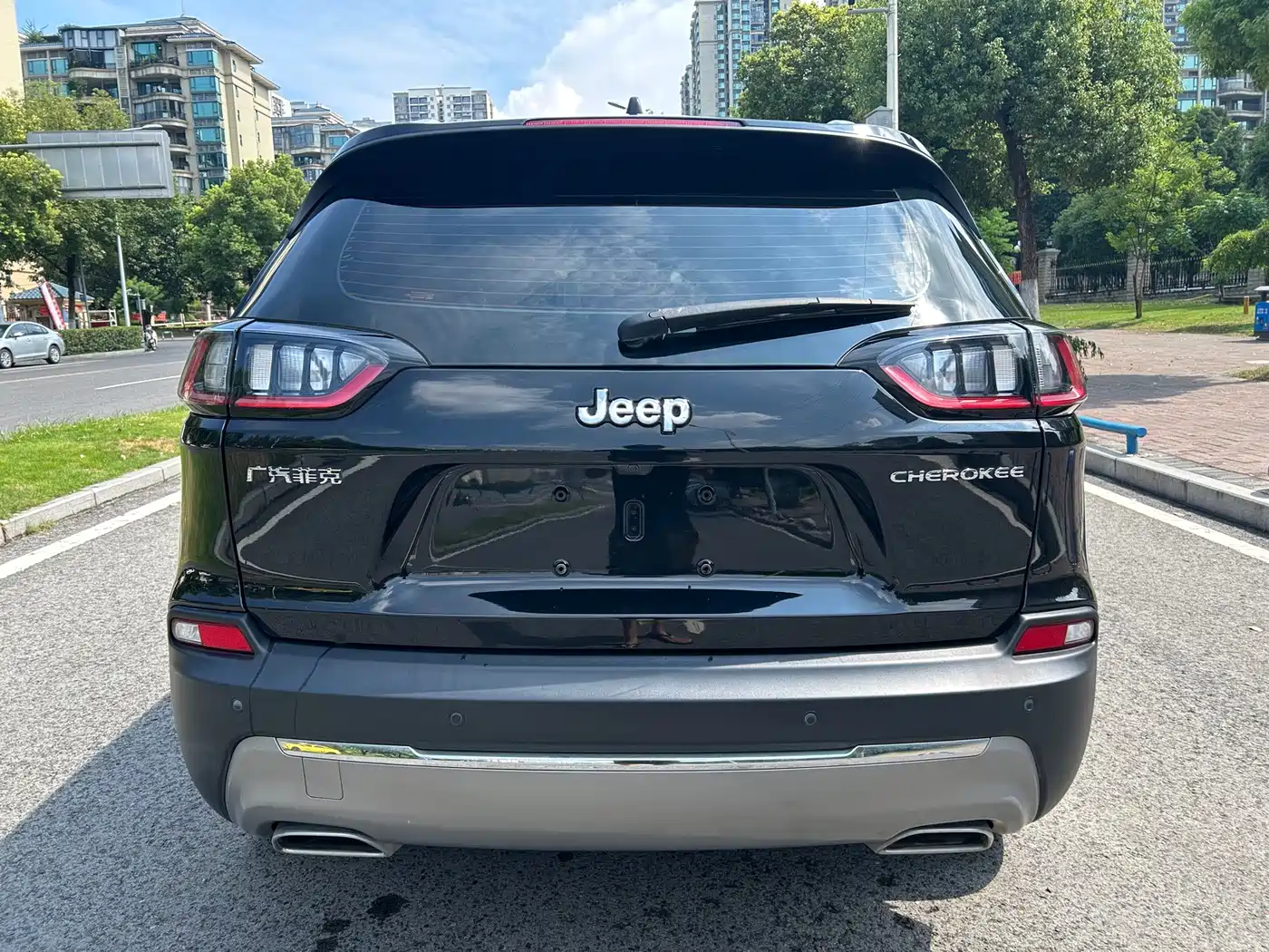 Jeep Cherokee 2021 2020 2.0T 2WD Leading Edition