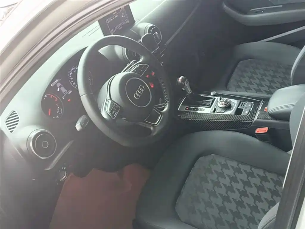 Audi A3 2016 Sportback 35 TFSI Progressive фото 15
