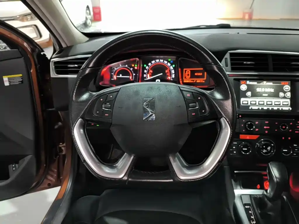 DS 6 2017 2016 1.6T Luxury THP160