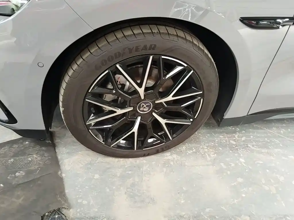 BYD Han 2026 2025 DM-i Smart Drive Edition 125KM Premium