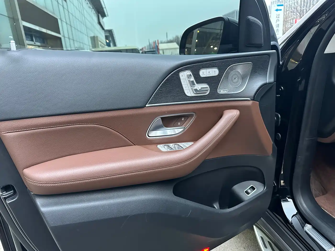 Mercedes-Benz GLE 2024 GLE 450 4MATIC Luxury фото 11